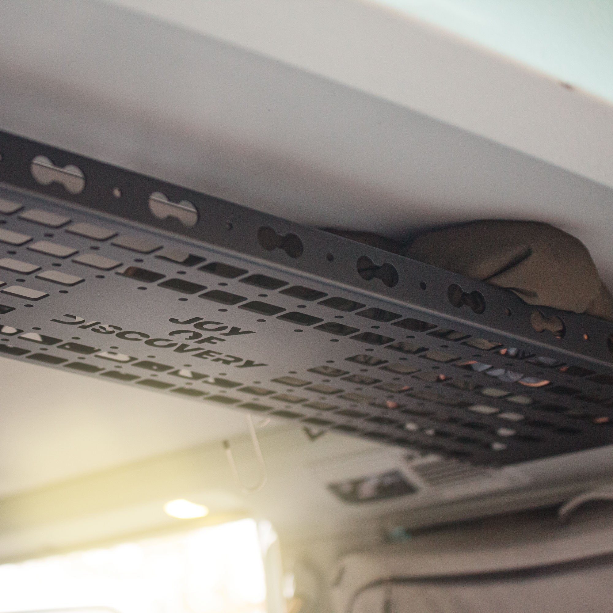 Deckenregal "Califender Rack" für mehr flexiblen Stauraum # VW California Beach T5, T6, T6.1