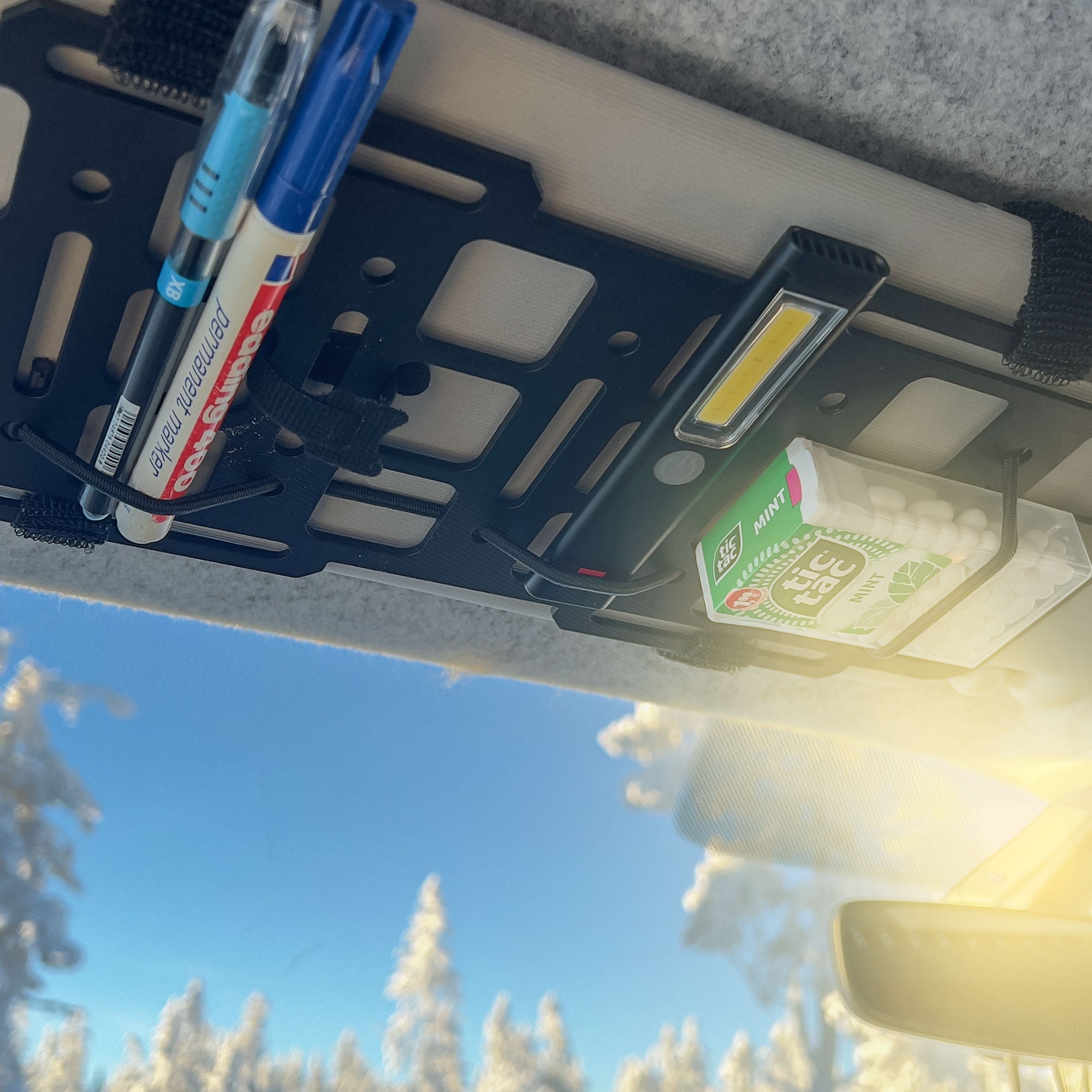 Stuff-Board Sunshield – das universelle, klapperfreie Molle-Stauraumsystem für die Sonnenblende # VW Bus & Campervan