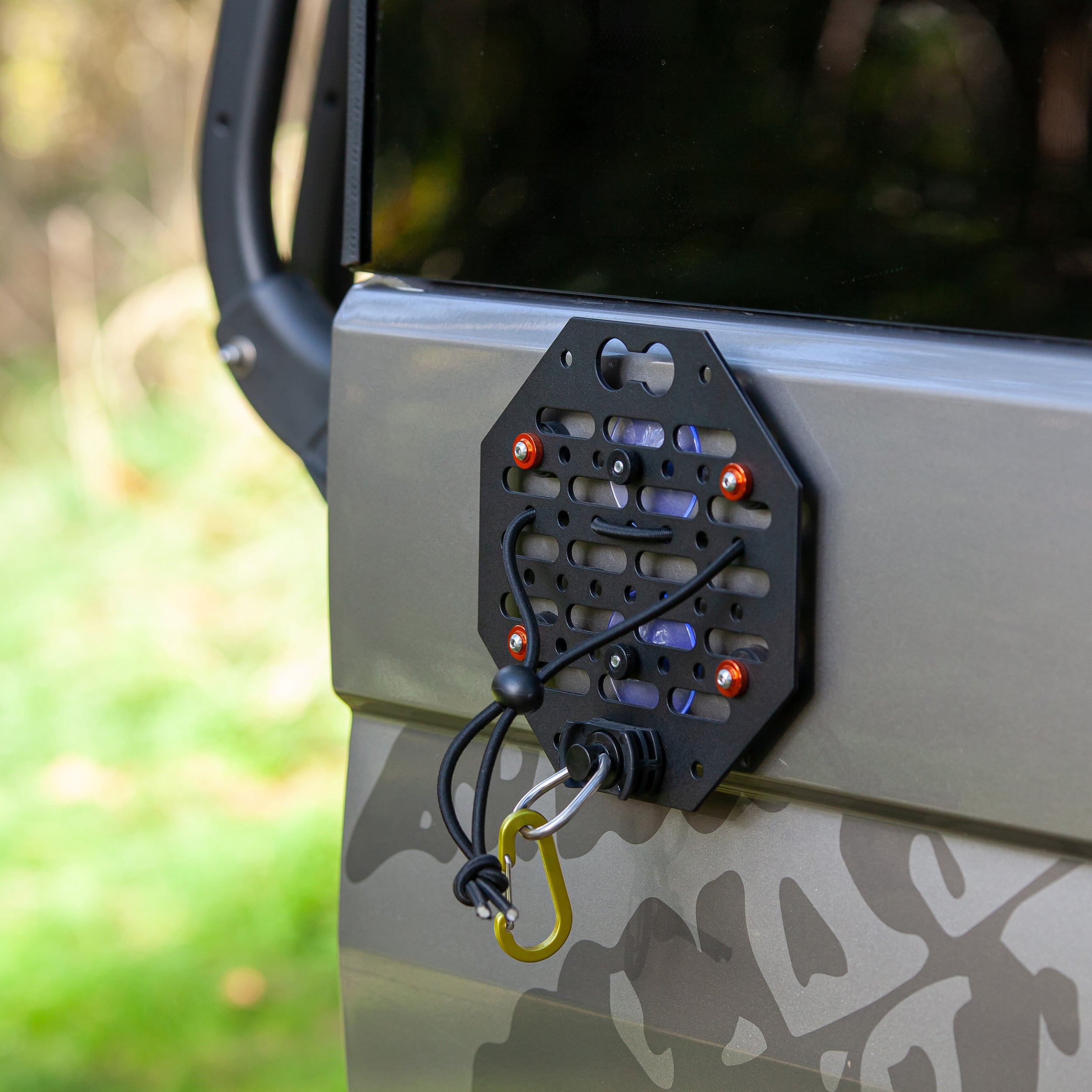 Stuff-Board Octa – MOLLE-Panel aus seewasserfestem Aluminium