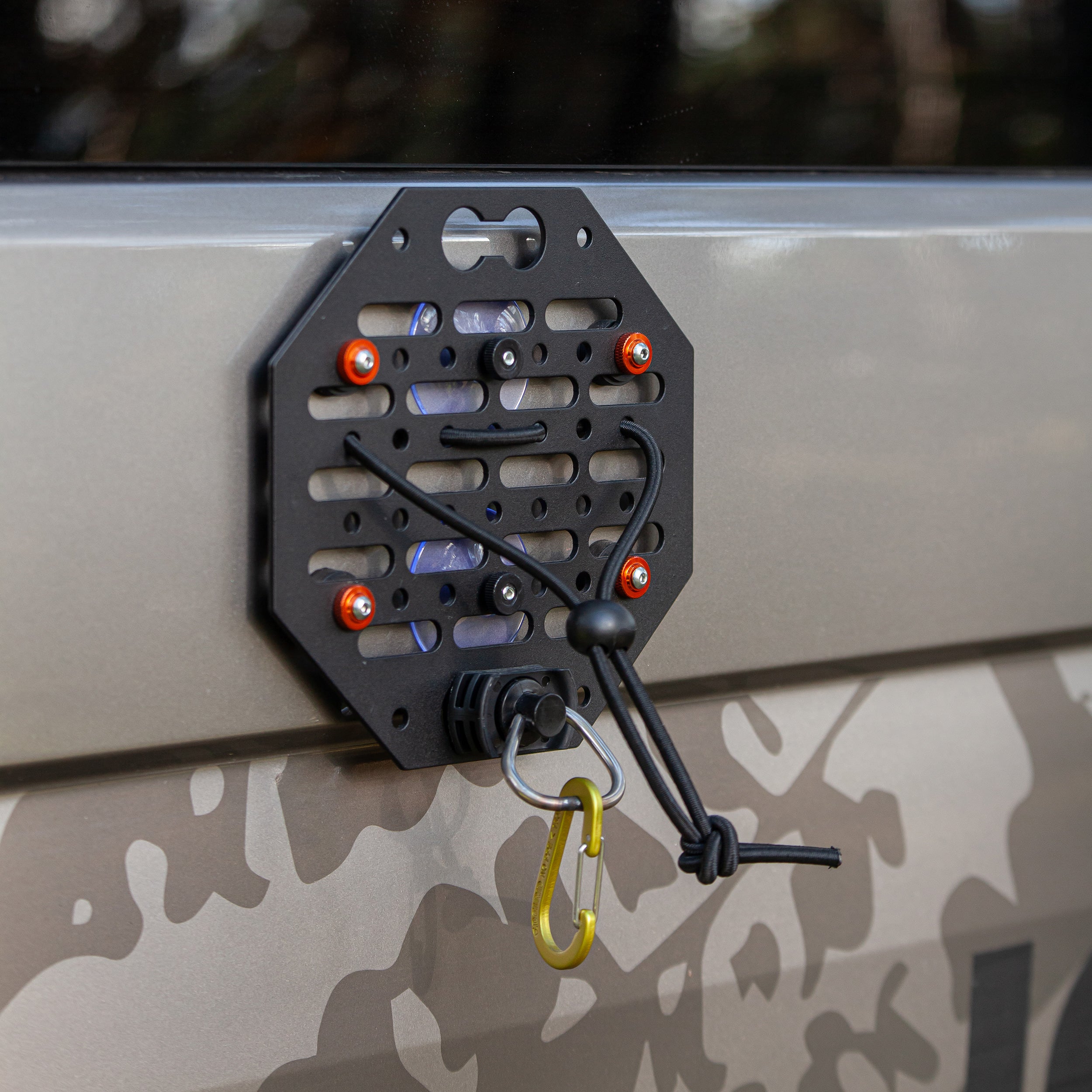 Stuff-Board Octa – MOLLE-Panel aus seewasserfestem Aluminium