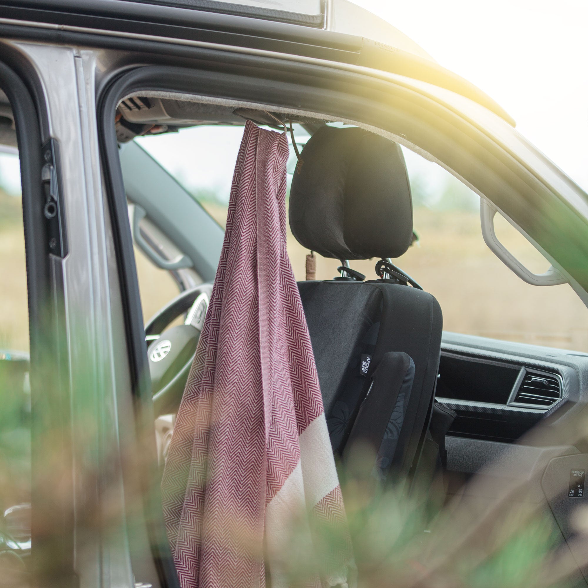 Haltegriff-Airlineprofil VW Bus # Kleiderhaken und Wäscheleine # VW T5, T6, T6.1