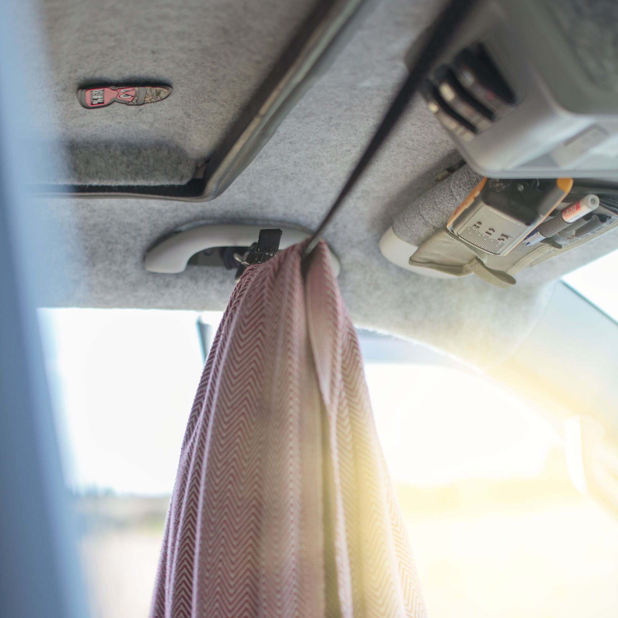 Haltegriff-Airlineprofil VW Bus # Kleiderhaken und Wäscheleine # VW T5, T6, T6.1