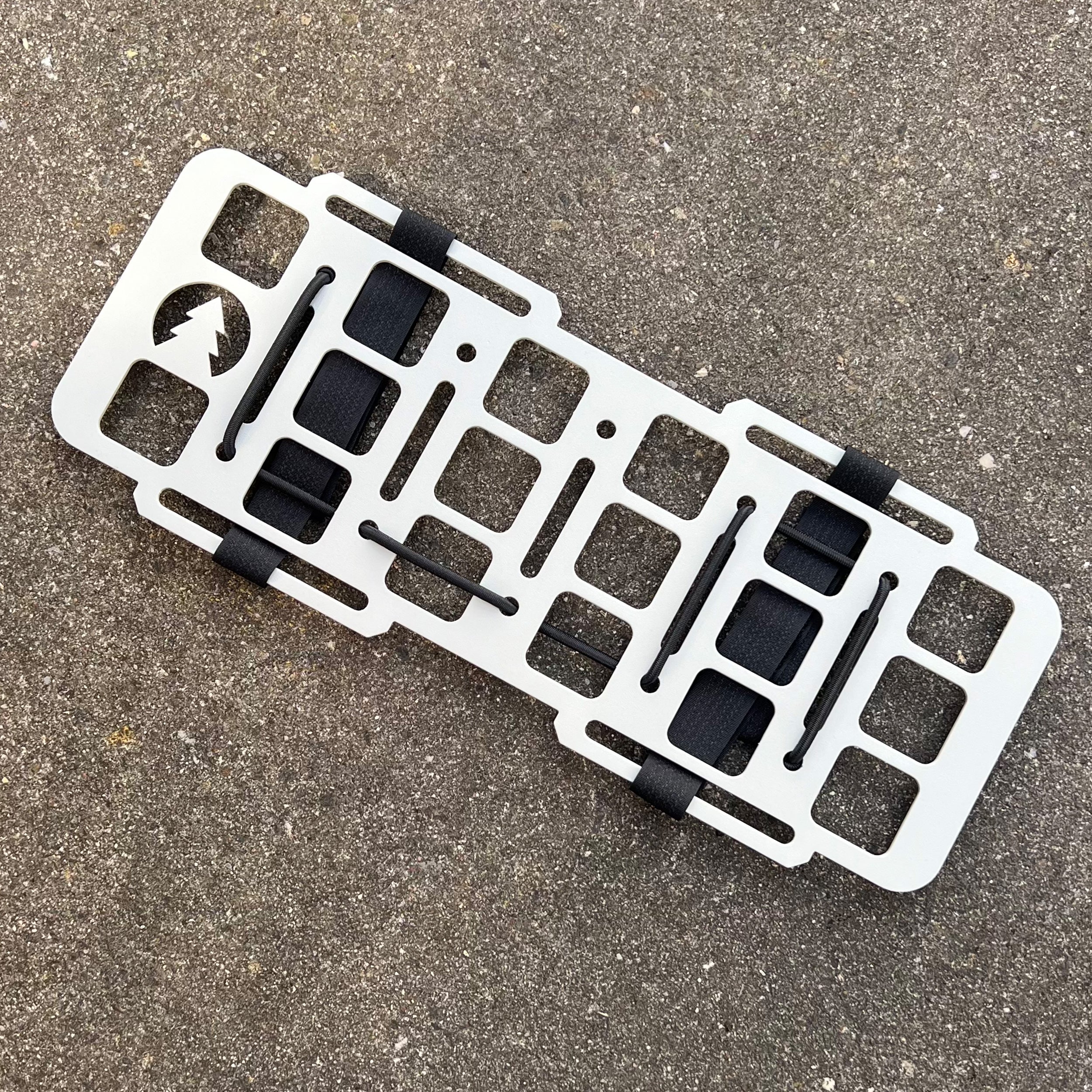 Stuff-Board Sunshield –  das universelle, klapperfreie Molle-Stauraumsystem für die Sonnenblende # VW Bus & Campervan
